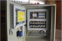 Controlador lógico programable Dol de carcasa metálica y Delta de estrella y comienzo suave